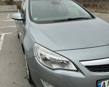 Серый Опель Астра, объемом двигателя 1.69 л и пробегом 178 тыс. км за 6200 $, фото 8 на Automoto.ua