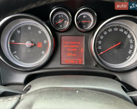 Опель Астра 2012 в Жовкве на Automoto.ua Серый Опель Астра, объемом двигателя 1.7 л и пробегом 301 тыс. км за 6800 $, фото 6 на Automoto.ua