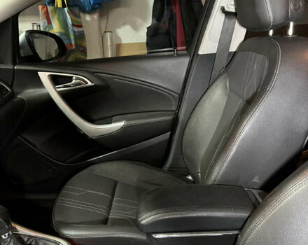 Серый Опель Астра, объемом двигателя 1.7 л и пробегом 255 тыс. км за 6200 $, фото 39 на Automoto.ua