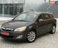 Серый Опель Астра, объемом двигателя 1.7 л и пробегом 280 тыс. км за 7750 $, фото 5 на Automoto.ua