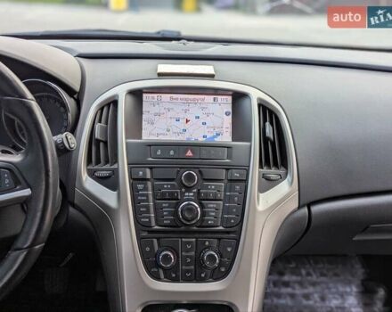 Опель Астра 2012 в Черкассах на Automoto.ua Серый Опель Астра, объемом двигателя 1.7 л и пробегом 236 тыс. км за 7499 $, фото 22 на Automoto.ua