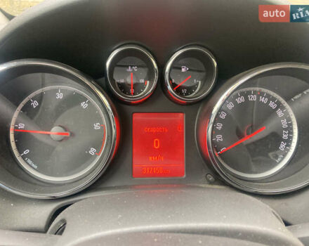 Серый Опель Астра, объемом двигателя 1.7 л и пробегом 312 тыс. км за 6500 $, фото 9 на Automoto.ua