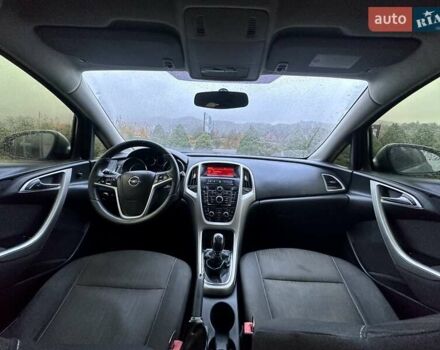 Опель Астра 2012 в Хусте на Automoto.ua Серый Опель Астра, объемом двигателя 1.69 л и пробегом 274 тыс. км за 5999 $, фото 7 на Automoto.ua