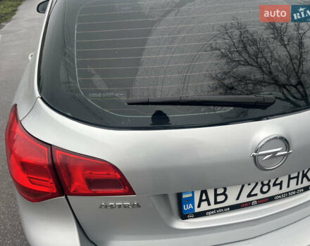 Серый Опель Астра, объемом двигателя 1.7 л и пробегом 255 тыс. км за 6200 $, фото 21 на Automoto.ua