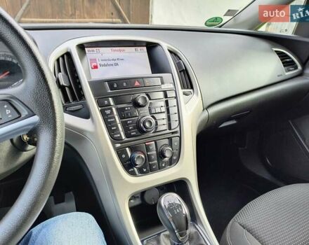 Опель Астра 2012 в Калуше на Automoto.ua Серый Опель Астра, объемом двигателя 1.7 л и пробегом 193 тыс. км за 7400 $, фото 2 на Automoto.ua