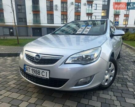 Серый Опель Астра, объемом двигателя 1.7 л и пробегом 270 тыс. км за 6750 $, фото 3 на Automoto.ua