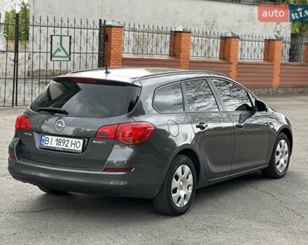 Серый Опель Астра, объемом двигателя 1.3 л и пробегом 220 тыс. км за 7100 $, фото 1 на Automoto.ua