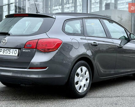 Сірий Опель Астра, об'ємом двигуна 1.3 л та пробігом 182 тис. км за 7300 $, фото 4 на Automoto.ua