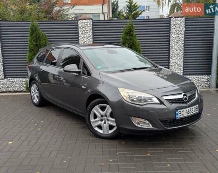 Опель Астра 2012 в Черкассах на Automoto.ua Серый Опель Астра, объемом двигателя 1.7 л и пробегом 236 тыс. км за 7499 $, фото 3 на Automoto.ua
