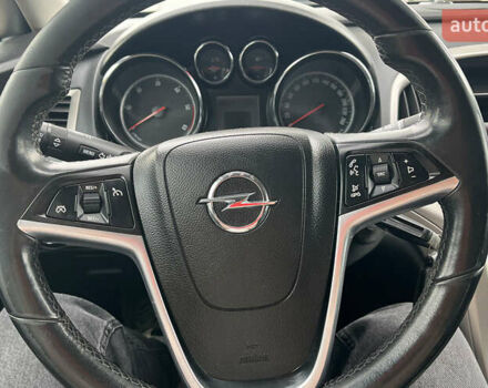 Серый Опель Астра, объемом двигателя 1.69 л и пробегом 243 тыс. км за 7500 $, фото 10 на Automoto.ua