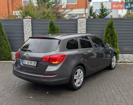 Опель Астра 2012 в Черкассах на Automoto.ua Серый Опель Астра, объемом двигателя 1.7 л и пробегом 236 тыс. км за 7499 $, фото 11 на Automoto.ua
