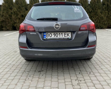 Серый Опель Астра, объемом двигателя 1.7 л и пробегом 327 тыс. км за 7800 $, фото 4 на Automoto.ua