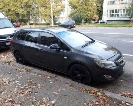 Серый Опель Астра, объемом двигателя 1.2 л и пробегом 343 тыс. км за 6500 $, фото 3 на Automoto.ua