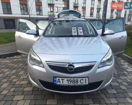 Серый Опель Астра, объемом двигателя 1.7 л и пробегом 270 тыс. км за 6750 $, фото 21 на Automoto.ua