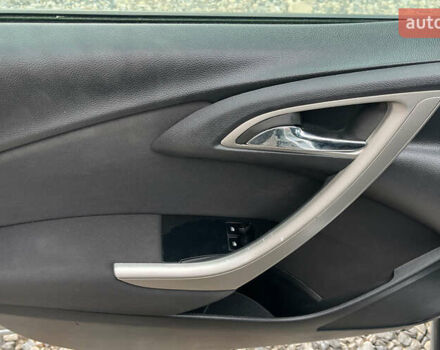 Серый Опель Астра, объемом двигателя 1.69 л и пробегом 243 тыс. км за 7500 $, фото 22 на Automoto.ua