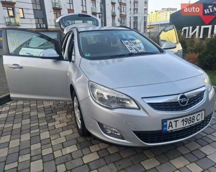 Серый Опель Астра, объемом двигателя 1.7 л и пробегом 270 тыс. км за 6750 $, фото 19 на Automoto.ua