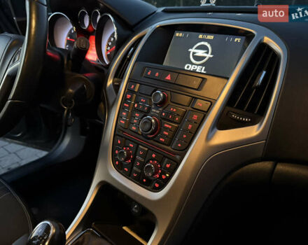 Серый Опель Астра, объемом двигателя 1.7 л и пробегом 215 тыс. км за 7350 $, фото 41 на Automoto.ua