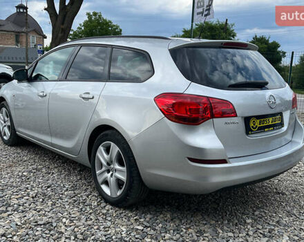 Серый Опель Астра, объемом двигателя 1.69 л и пробегом 243 тыс. км за 7500 $, фото 5 на Automoto.ua
