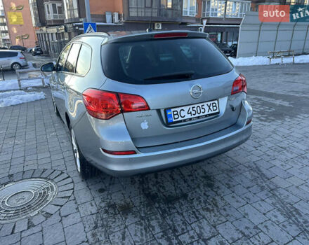 Серый Опель Астра, объемом двигателя 1.69 л и пробегом 180 тыс. км за 7500 $, фото 5 на Automoto.ua
