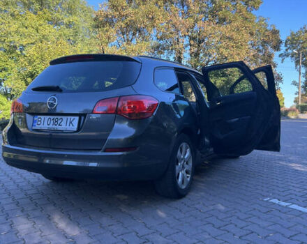Сірий Опель Астра, об'ємом двигуна 1.7 л та пробігом 260 тис. км за 7700 $, фото 5 на Automoto.ua