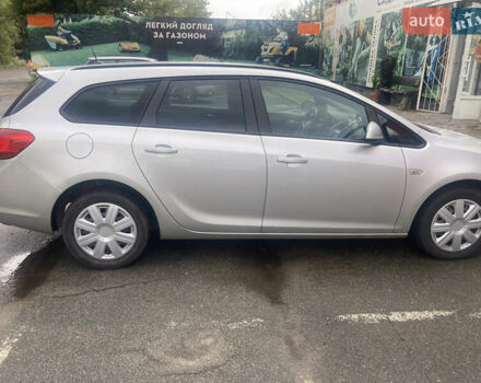 Серый Опель Астра, объемом двигателя 1.7 л и пробегом 312 тыс. км за 6500 $, фото 6 на Automoto.ua