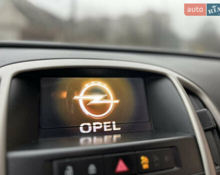 Серый Опель Астра, объемом двигателя 1.7 л и пробегом 257 тыс. км за 5850 $, фото 17 на Automoto.ua