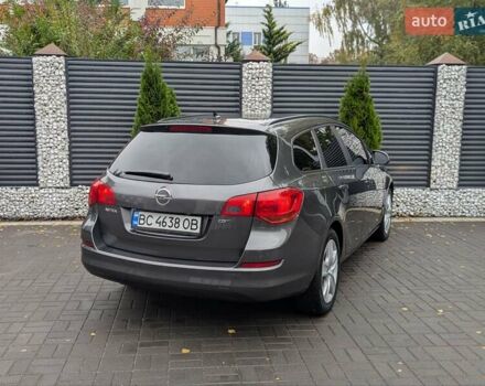 Опель Астра 2012 в Черкассах на Automoto.ua Серый Опель Астра, объемом двигателя 1.7 л и пробегом 236 тыс. км за 7499 $, фото 9 на Automoto.ua