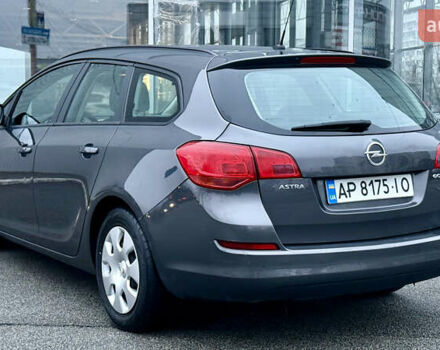 Сірий Опель Астра, об'ємом двигуна 1.3 л та пробігом 182 тис. км за 7300 $, фото 6 на Automoto.ua