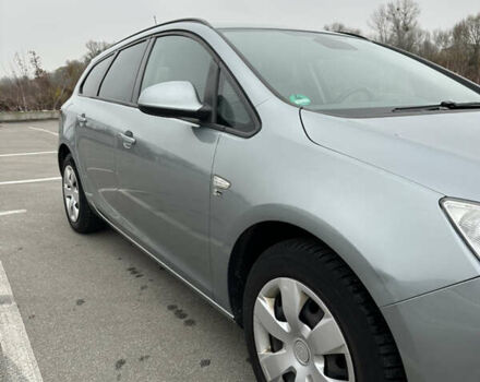 Серый Опель Астра, объемом двигателя 1.69 л и пробегом 178 тыс. км за 6200 $, фото 9 на Automoto.ua