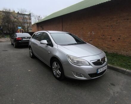 Серый Опель Астра, объемом двигателя 1.7 л и пробегом 255 тыс. км за 6950 $, фото 1 на Automoto.ua