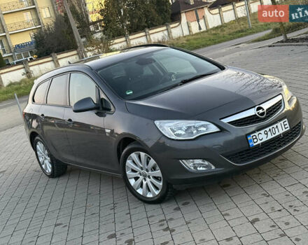 Серый Опель Астра, объемом двигателя 1.7 л и пробегом 215 тыс. км за 7350 $, фото 7 на Automoto.ua