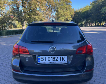 Сірий Опель Астра, об'ємом двигуна 1.7 л та пробігом 260 тис. км за 7700 $, фото 13 на Automoto.ua