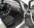 Серый Опель Астра, объемом двигателя 1.7 л и пробегом 241 тыс. км за 6100 $, фото 12 на Automoto.ua