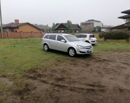 Сірий Опель Астра, об'ємом двигуна 1.7 л та пробігом 300 тис. км за 6200 $, фото 1 на Automoto.ua