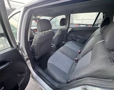 Сірий Опель Астра, об'ємом двигуна 1.7 л та пробігом 250 тис. км за 2750 $, фото 5 на Automoto.ua