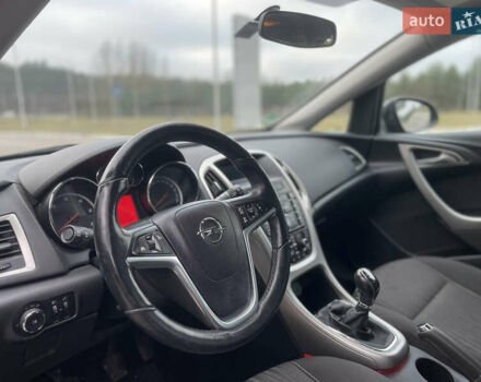 Серый Опель Астра, объемом двигателя 1.7 л и пробегом 200 тыс. км за 6599 $, фото 16 на Automoto.ua