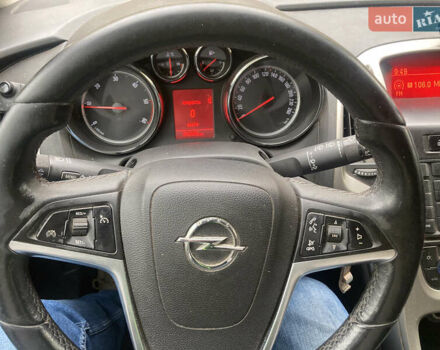 Серый Опель Астра, объемом двигателя 1.7 л и пробегом 312 тыс. км за 6500 $, фото 11 на Automoto.ua