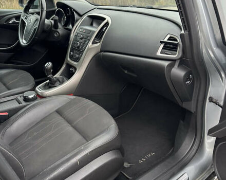 Серый Опель Астра, объемом двигателя 1.69 л и пробегом 178 тыс. км за 6200 $, фото 15 на Automoto.ua