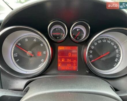 Серый Опель Астра, объемом двигателя 1.2 л и пробегом 306 тыс. км за 5900 $, фото 10 на Automoto.ua