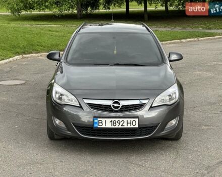 Серый Опель Астра, объемом двигателя 1.3 л и пробегом 220 тыс. км за 7100 $, фото 66 на Automoto.ua