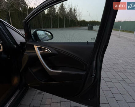 Серый Опель Астра, объемом двигателя 1.7 л и пробегом 215 тыс. км за 7350 $, фото 46 на Automoto.ua