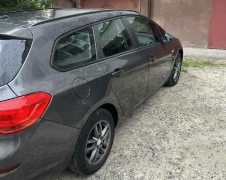 Серый Опель Астра, объемом двигателя 1.7 л и пробегом 200 тыс. км за 7000 $, фото 7 на Automoto.ua