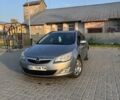 Серый Опель Астра, объемом двигателя 1.7 л и пробегом 319 тыс. км за 5500 $, фото 1 на Automoto.ua