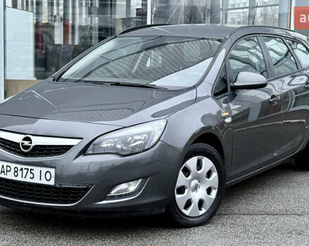 Сірий Опель Астра, об'ємом двигуна 1.3 л та пробігом 182 тис. км за 7300 $, фото 1 на Automoto.ua