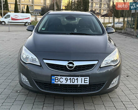 Серый Опель Астра, объемом двигателя 1.7 л и пробегом 215 тыс. км за 7350 $, фото 16 на Automoto.ua
