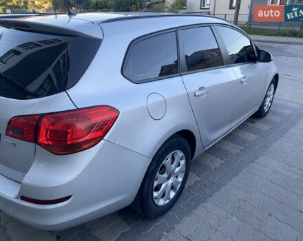 Сірий Опель Астра, об'ємом двигуна 1.7 л та пробігом 245 тис. км за 7000 $, фото 4 на Automoto.ua