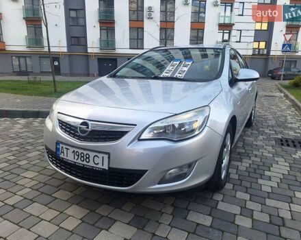 Серый Опель Астра, объемом двигателя 1.7 л и пробегом 270 тыс. км за 6750 $, фото 15 на Automoto.ua