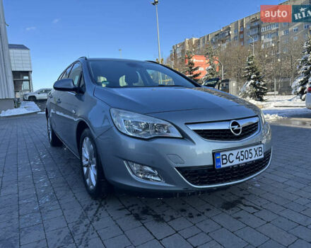 Серый Опель Астра, объемом двигателя 1.69 л и пробегом 180 тыс. км за 7500 $, фото 1 на Automoto.ua