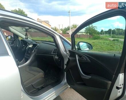 Серый Опель Астра, объемом двигателя 1.69 л и пробегом 191 тыс. км за 7600 $, фото 4 на Automoto.ua