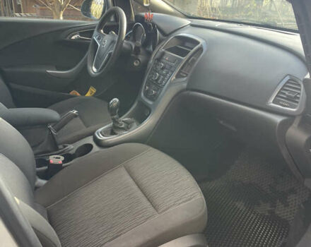 Сірий Опель Астра, об'ємом двигуна 1.3 л та пробігом 230 тис. км за 5600 $, фото 6 на Automoto.ua